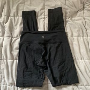 lulu lemon classic black leggings 🖤